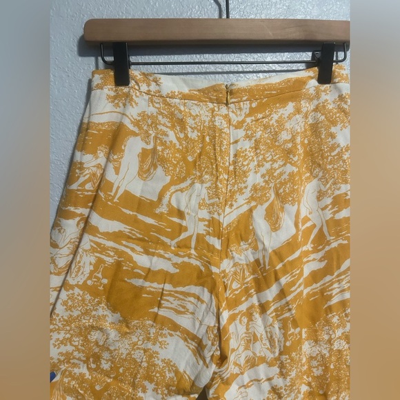 Reformation yellow Clare pant in Renaissance size 2 - Picture 7 of 9